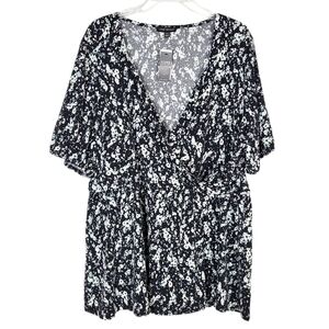 LANE BRYANT floral faux wrap top stretchy NWT